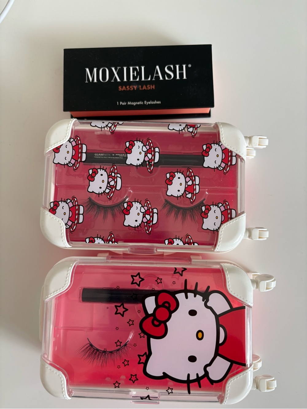 Glamnetic Magnetic Eyelashes with Hello Kitty Pink Case x2 and Moxielash